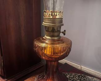 There are 2 genuine Aladdin oil lamps. One electrified one not. This one is not has mantel and wick