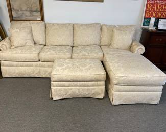 Small Lovely Sectional with Separate Ottoman
