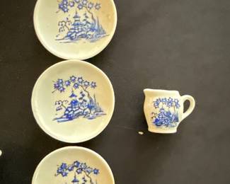 Japanese Tea Cups / Saucers