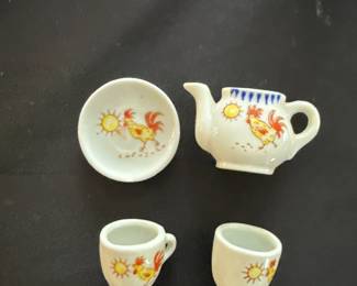 Sonsco Vintage late 60s Childrens Tea Set with Rooster and Flower 