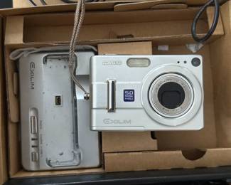 Casio Exilim Zoom EX-Z55 5.0MP Digital Camera 