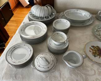 Mortals Fairmont China 51pc.