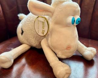 Serta sheep doll (NWT)