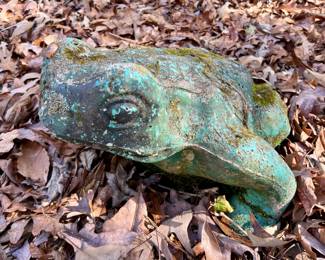 Cement frog