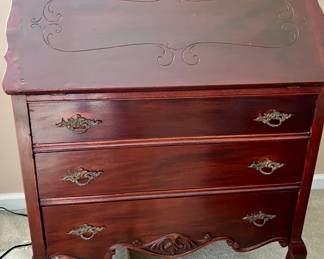 Queen Anne secretary