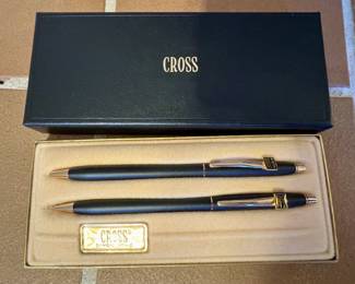 Cross boxed pen set