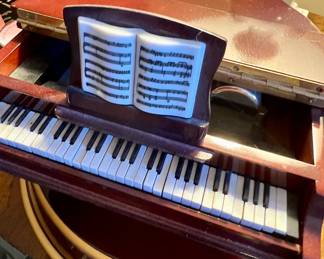 Mr. Christmas musical piano