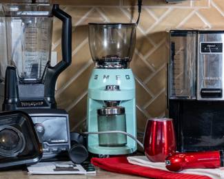Ninja blender, SMEG coffee grinder and Cuisinart coffee maker.