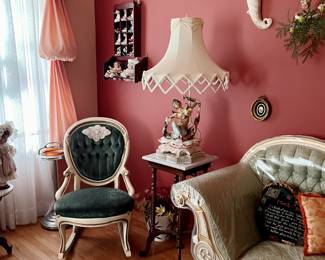 ACCENT LAMPS, CHAIRS 