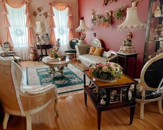 A HOUSEFUL OF UNIQUE DECOR