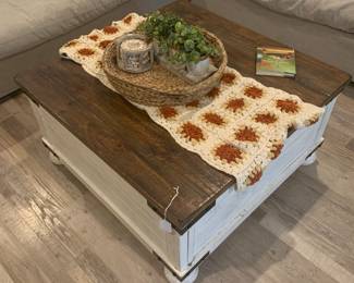 storage coffee table