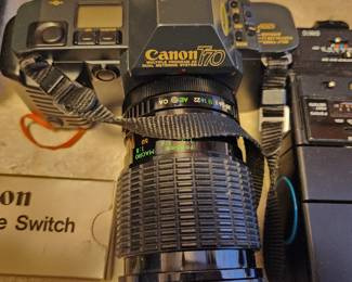 Canon T70