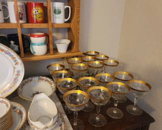 More tiffin Franciscan glassware 