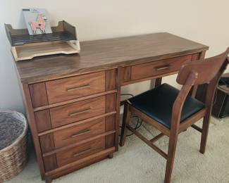 Mid-century style desk w chair.