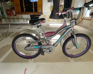KIDS BIKES