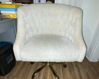 OFFICE CHAIR 