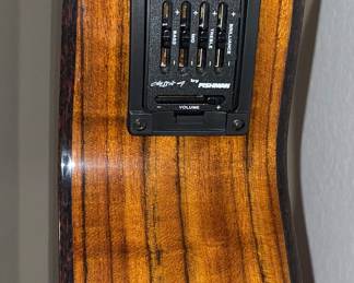 FENDER CLASSICAL WITH DETAIL