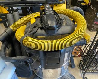 SHOP VAC