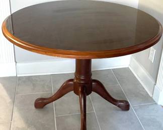 Cherry Round Table 