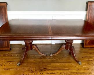 Beautiful Dining Table 