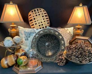 Modern Cabin Furnishings 