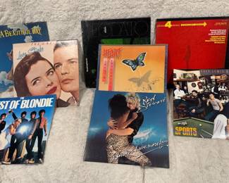 (8) Albums Feat - Blondie And Heart
Albums include but not limited to - Best of Blondie, Its A Beautiful Day, Heart : Dog and Butteryfly, Huey Lewis and the News, J Giels Band, DeoDato, etc. Album Skins were not searched to see if album matches or condition of vinyl. 