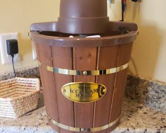 Electric Ice cream maker