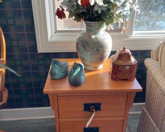 small lamp table