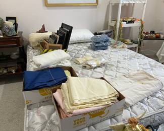 queen bed