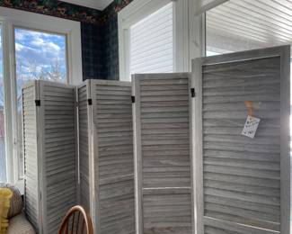 8 panel screen
