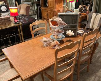 This table was Sam Malone's original desk in season one of "Cheers." It was also used in a commercial with Oprah Winfrey.  Yes, she sat at that desk.  You too can be a star. 
