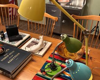 Mid century lamps.  Love.