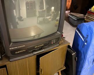 MagnaVox TV with VHS player