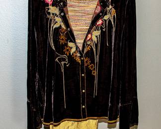 BEAUTIFUL CLOTHING