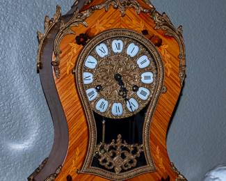 ANTIQUE CLOCK