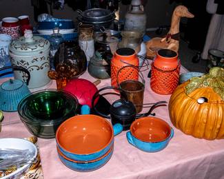 HOUSEHOLD DECOR AND KITCHENWARE