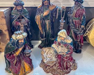 LARGE NATIVITY