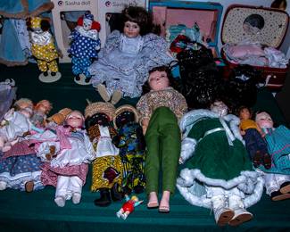 DOLLS AND DOLL CLOTHES