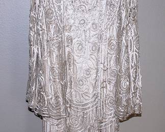 BEAUTIFUL CLOTHING
