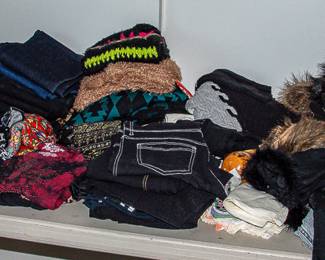 CLOTHES