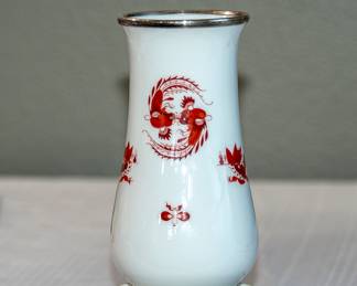 MEISSEN RED DRAGON VASE