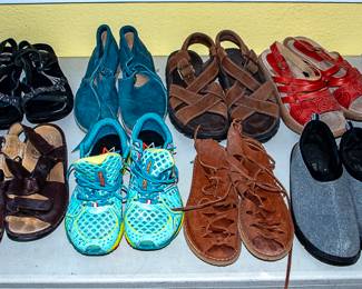 SHOES