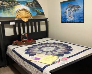 Henmes Full Size bed