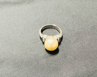 Gold pearl and diamond ring