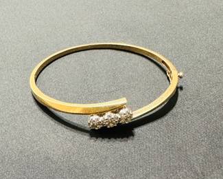 Gold and diamond bracelet