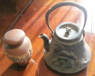 CAST IRON TEA KETTLE