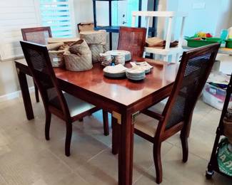  THOMASVILLE DINING ROOM TABLE W/8 CHAIRS, HUTCH TO MATCH 