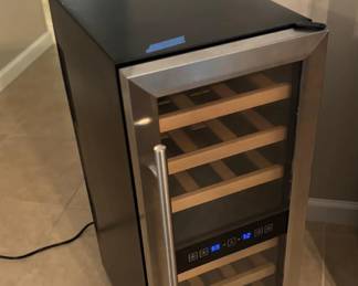 Electric wine cooler - 