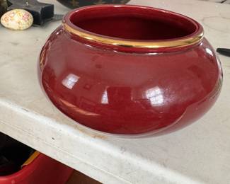 Haeger pot