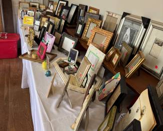 Lots of frames
